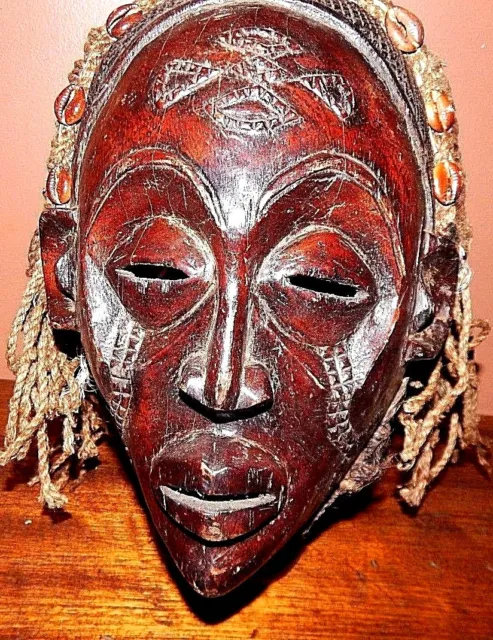AFRICA, FROM CONGO, Chokwe Mbunda Tribal Initiation Wood Helmet Mask, Mint Cond.