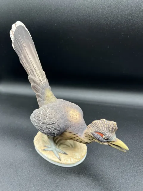 ROADRUNNER BIRD FIGURINE Vintage LEFTON Hand Painted bisque, has Lefton crest