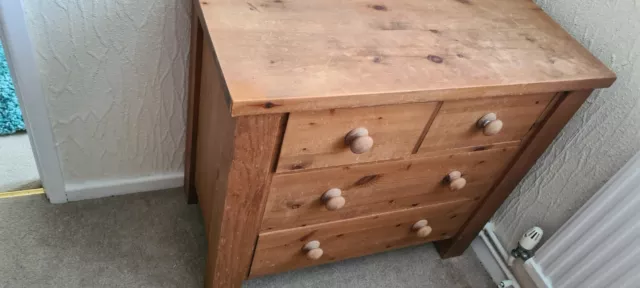 4 drawer chest of drawers pine