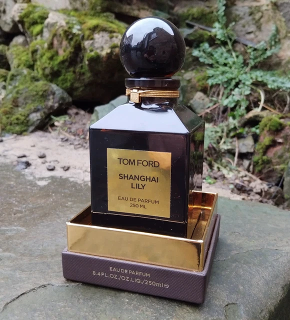 レアTOM FORD SHANGHAI LILY 50ML