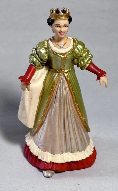 Papo 2002 Medieval French Queen PVC Figure 4” Tall Used