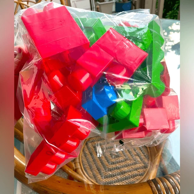 Big Bricks Toddler Building Blocks. Good preowned condition.
