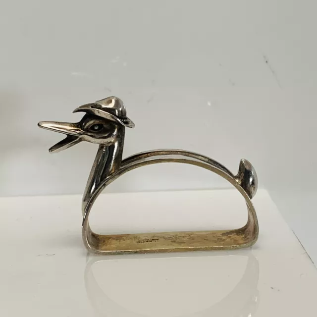 Duck w/ hat - shape Napkin Ring Sterling Silver