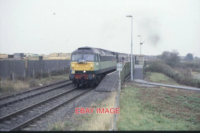 ORIGINAL 35MM SLIDE CLASS 47 LOCO NO 47401 SATAR OF THE EAST AT NEW ...