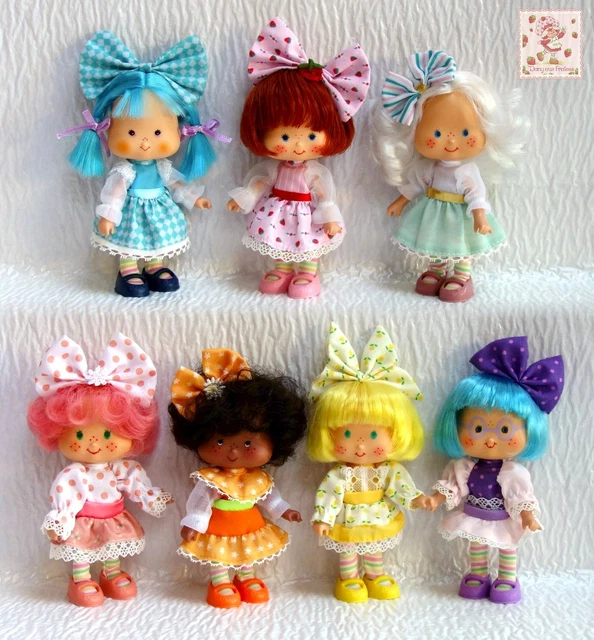 Strawberry Shortcake In Her Raincoat Doll (ensemble de pluie