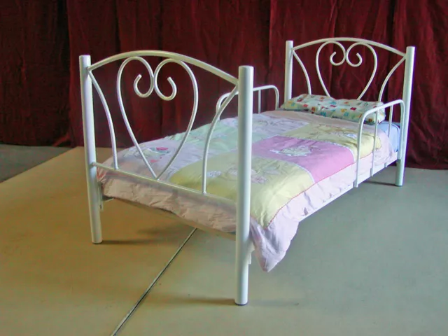 Bella Toddler Metal Bed - Aussie made