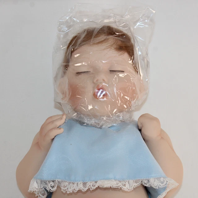 The Ashton-Drake Galleries "Good As Gold" Porcelain Sleeping Baby #76415 2