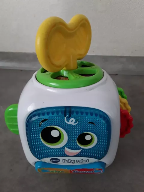 jouet éducatif : cube baby robot de vetch