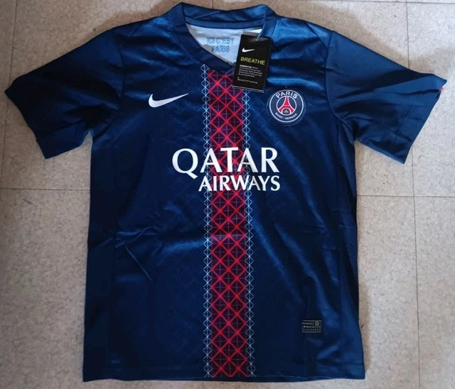 PSG : un maillot hommage à Notre-Dame de Paris face à Monaco