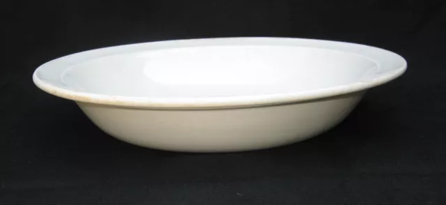 Ancien plat en faïence blanche de Creil et Montereau