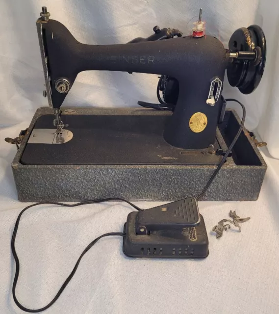 Singer Sewing Machine 1927 Portable Electric Motor USA Simanco Antique Parts Singer Sewing Machine 1927 Portable Electric Motor USA Simanco Antique Parts