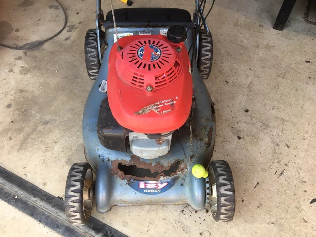 HONDA IZY HRG465 C2 SDE Mower Breaking For Parts Message for