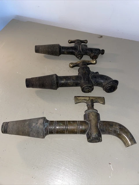 lot trois robinet laiton ancien