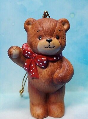 Lucy and Me Lucy Rigg Red Bow bear standing Rigglets 1979 ornament