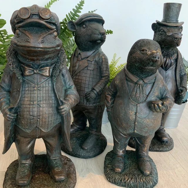 HEAVY RESIN CAST Iron Style Garden Figurine Ornament Mr Ratty Toad