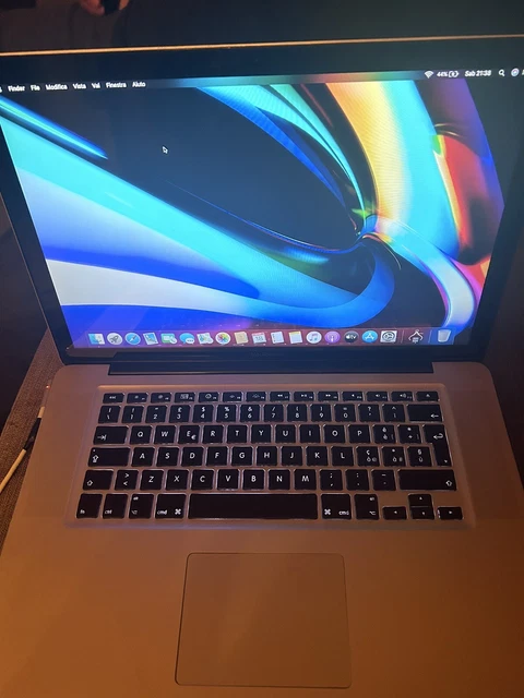 Apple MacBook Pro 15” Late 2008 Intel Core 2 Duo - MacOS Catalina 256Gb SSD.