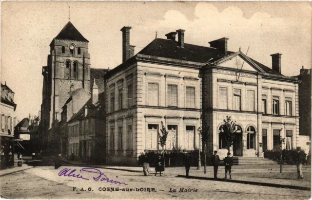 CPA COSNE-sur-LOIRE-La Mairie (421038)