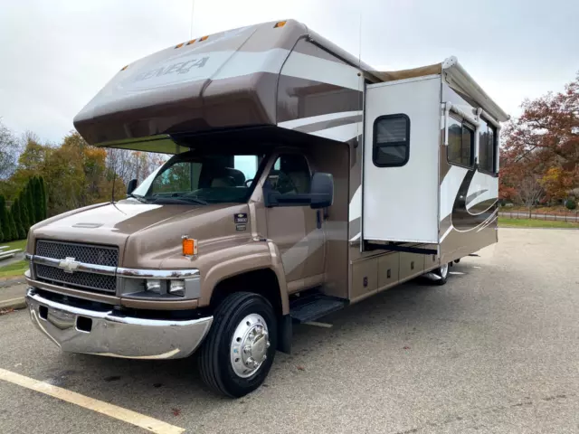 2008 Jayco Seneca HD 34SS 67,000 Miles Brown Class C Motorhome Select Automatic 2008 Jayco Seneca HD 34SS 67,000 Miles Brown Class C Motorhome Select Automatic