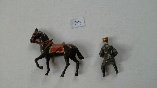 Vintage Cavalier Officier Soldat Plomb + Cheval blanc TOYS ENGLAND