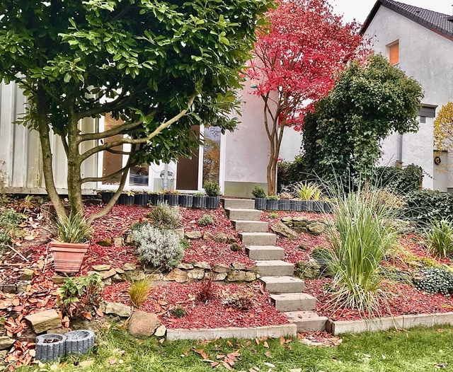 Garten-Wohnung mit Terrassen und eigenem Eingang (Haus in Haus)