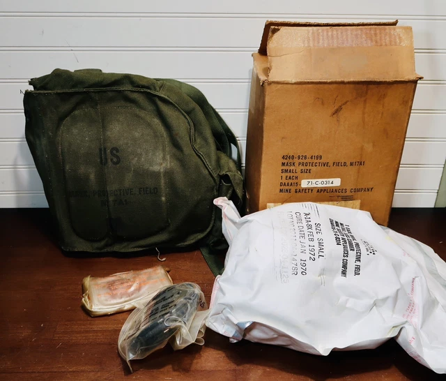 (Lot 3) 1970 Vietnam War Era US Army M17A1 Gas Mask UNOPENED small w/ Bag & box (Lot 3) 1970 Vietnam War Era US Army M17A1 Gas Mask UNOPENED small w/ Bag & box