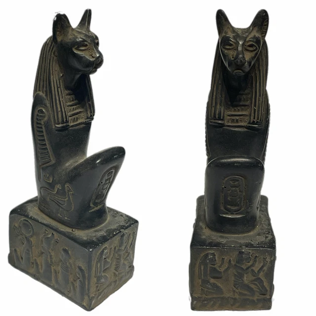 ANCIENT EGYPTIAN DOG STATUE DEPICTING THE GOD ANUBIS 664332bc (2) £0