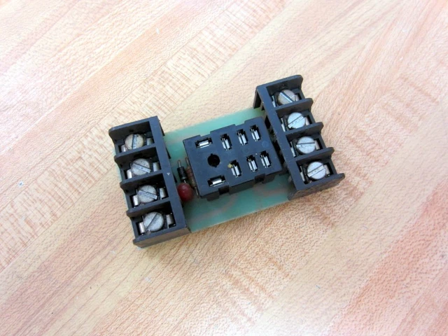 Cincinnati 822144 Relay Socket Board 816422
