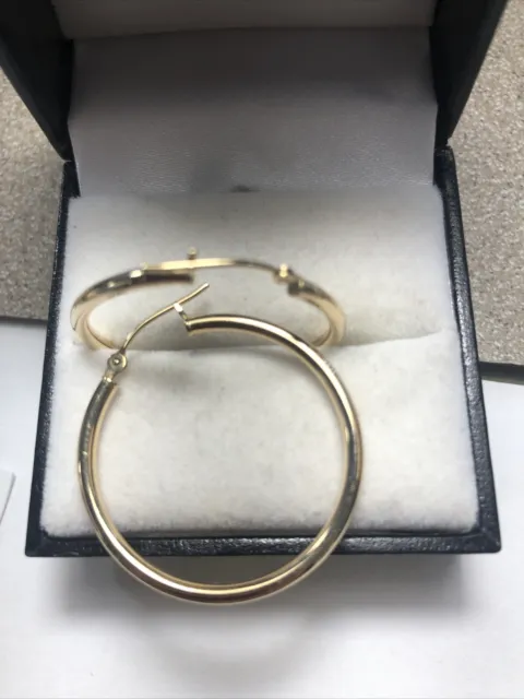 14 Kt Yellow Gold Hoop Earrings 1 1/4”