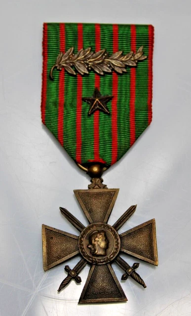 France: Croix de Guerre 1914/17, Bronze Palm, Bronze Star & Medaillie