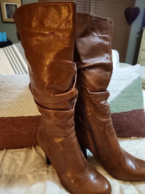 Guess Women's Size 7.5 Brown Leather Boots Heel Mid Calf Zipper