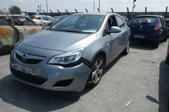 Feu arriere secondaire gauche (feux) OPEL ASTRA J 13306455 3