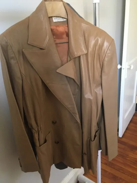 Vintage Calvin Clein Genuine Leather Jacket. Womens fashion. Fine leather coat