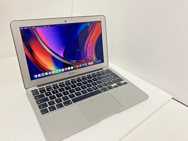 Apple MacBook Air 11 2015 Garanzia 30 Giorni