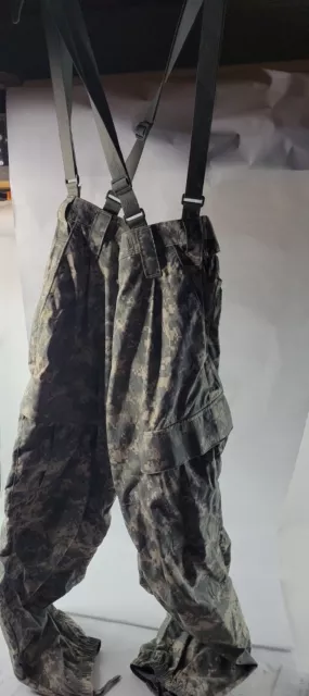 ECWCS L5 Soft Shell Cold Weather Pants Trousers Multicam OCP Med Reg  US Army