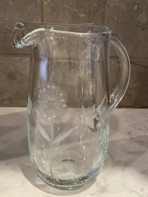 GORGEOUS VTG GLASS Pitcher and 4 Cups Etched Flowers & Leaves