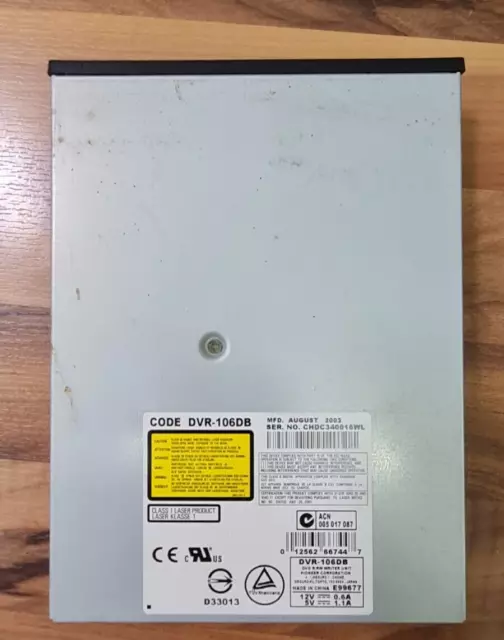 DVD - RW - Brenner - Laufwerk Model Code DVR-106DB CHDC340016WL