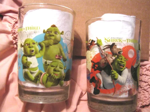 Set of 2 Shrek 3rd Glasses 16oz Mcdonalds Collector Tumblers 