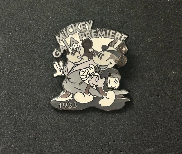 Walt Disney Millennium Countdown Series 1933 Mickey & Minnie Mouse Premiere Pin