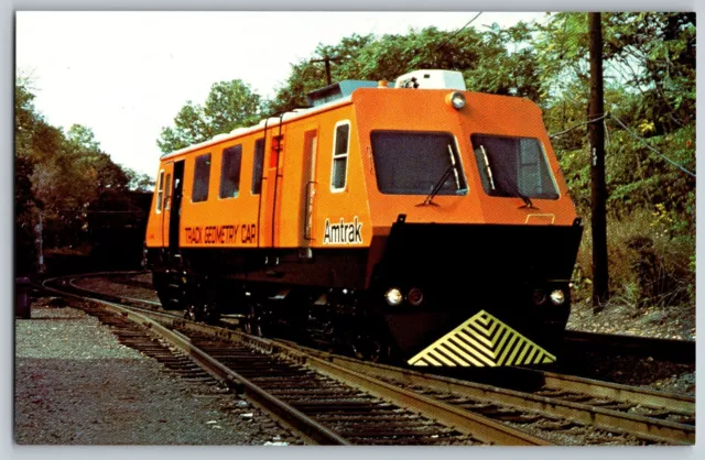 Hartford, CT - Amtrak's Tract Geometry Car #N68401 Train - Vintage Postcard