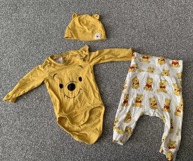 Newborn 0-3 months Whinni the Pooh baby clothes unisex