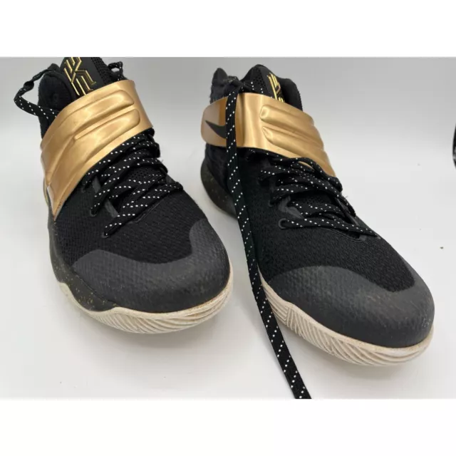 Kyrie 2 store black gold
