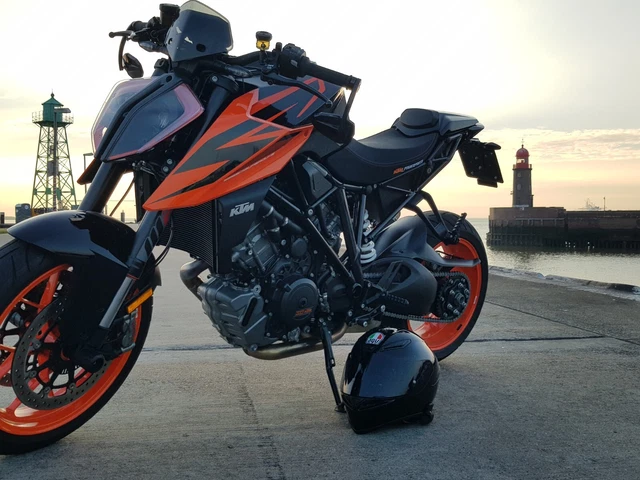 KTM 1290 Super Duke R - Motorrad