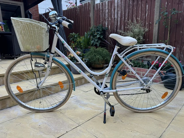 CROSS DAISY CLASSIC 26 Wheel Size Heritage Women s Bike White 150.00 PicClick UK