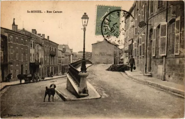 CPA Saint-Mihiel - Rue Carnot (240716)