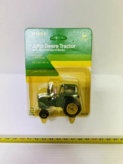 John Deere Tractor Young Farmer Die Cast 1:64 Vintage New