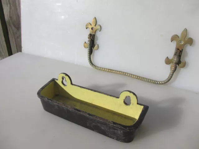 Victorian Brass Umbrella Holder Iron Pew Pot Church Antique Brass Fleur Rail Old