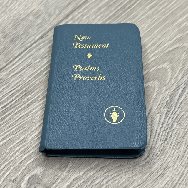 new-testament-psalms-proverbs-gideon-bible-pocket-mini-book-orange-9