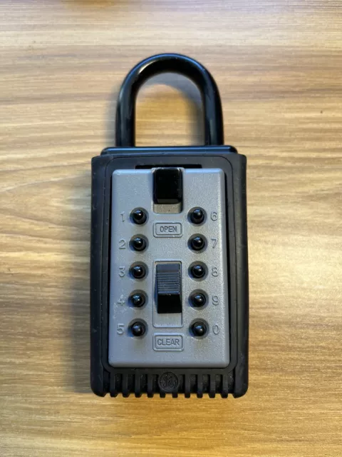 GE Security Supra Division Key Safe Hanging Lock Box GE Security Supra Division Key Safe Hanging Lock Box