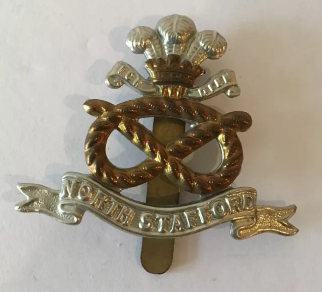 Wwi North Stafford Regiment Bi-Metal British Army Cap Badge Clip Medal