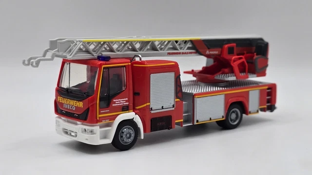 Rietze MB Atego HLF 20/16 Vorführfahrzeug Schlingmann